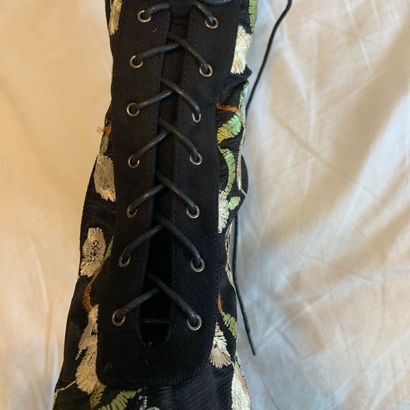 Flower Bootie - Picture 7 of 7